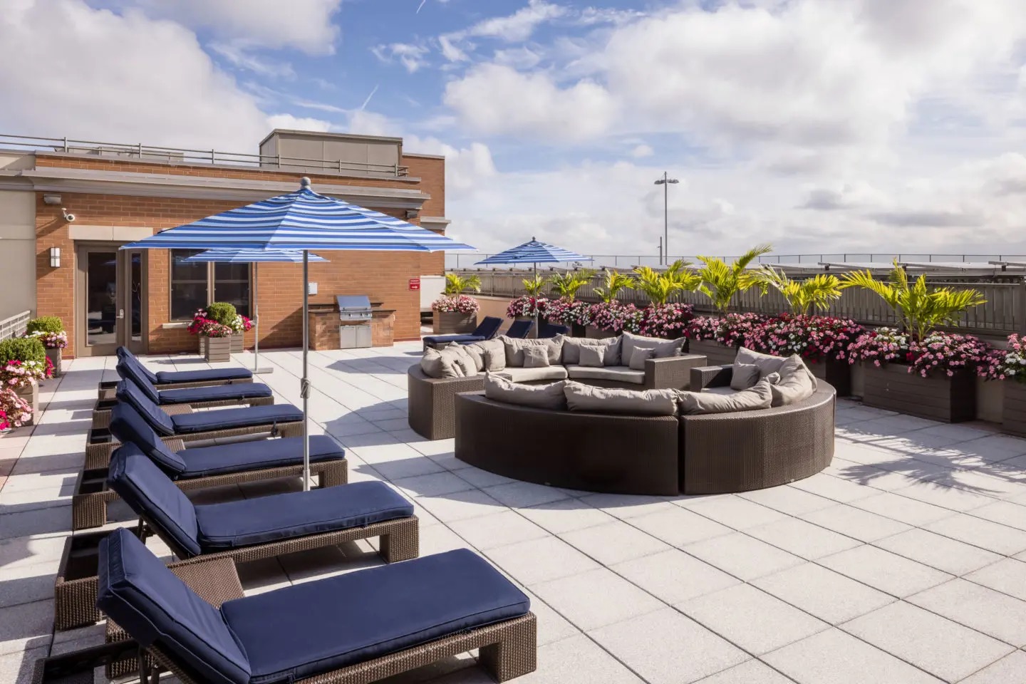 DCroninPhoto_211012_TheMetropolitanLofts-257-1440x960