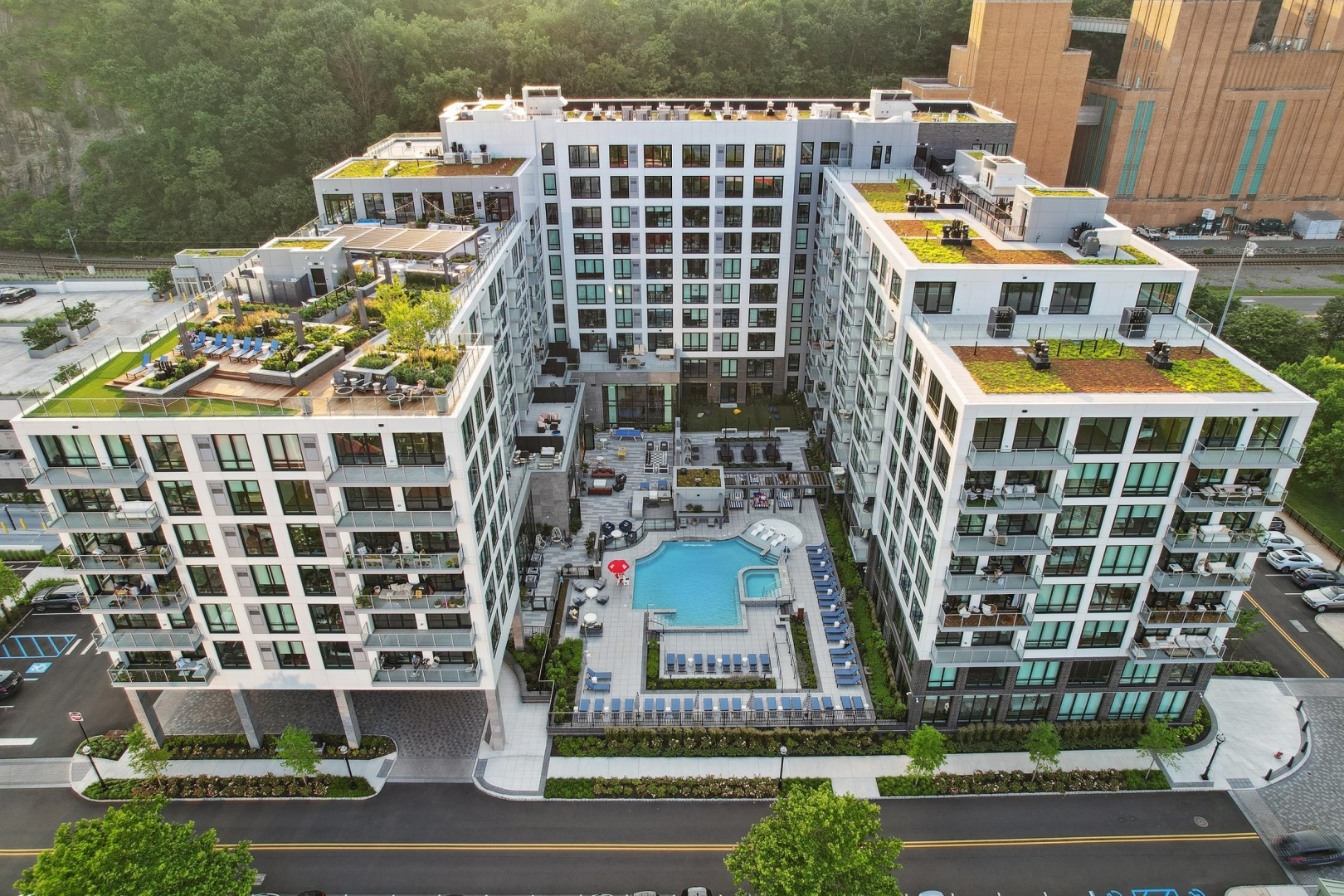 TheDeclan_Ext_BuildingDrone_Shoootin_June2025